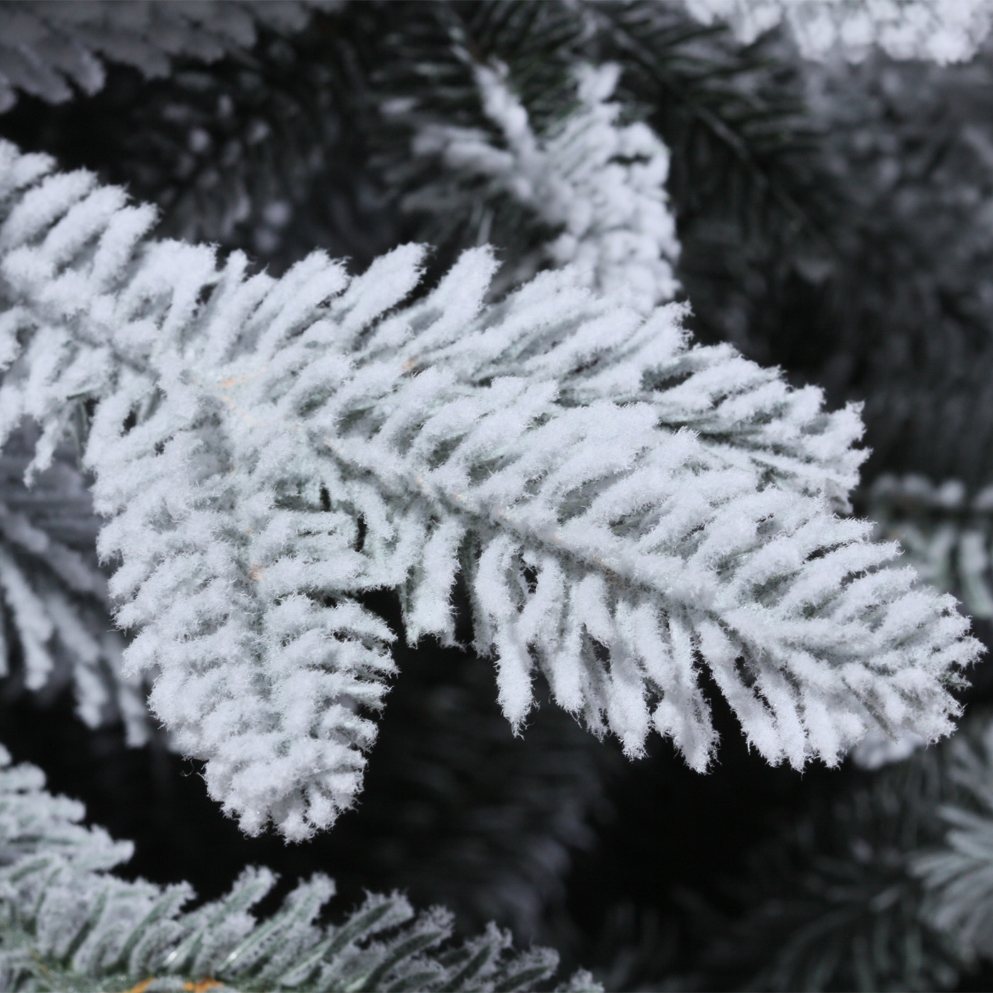 Купить Ель «Афина Заснеженная» напольная